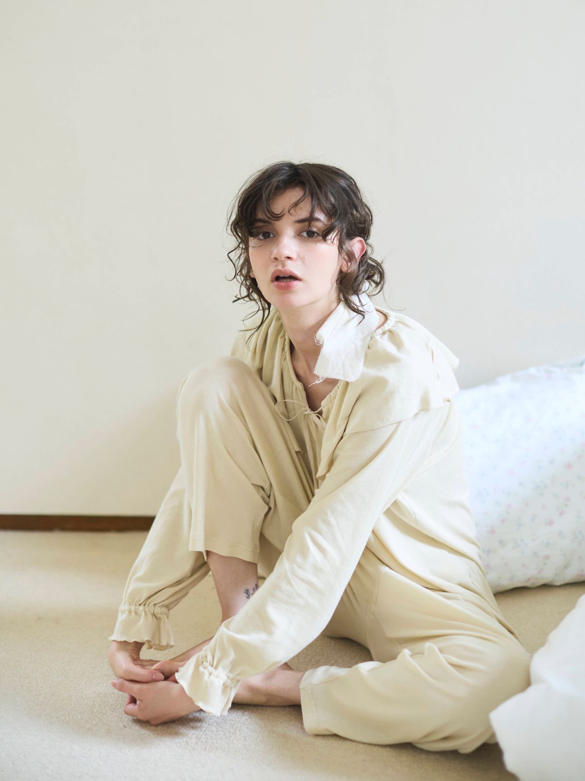 冷房対策にも｜肌にベールを纏うように。夏まで待てないエアリー