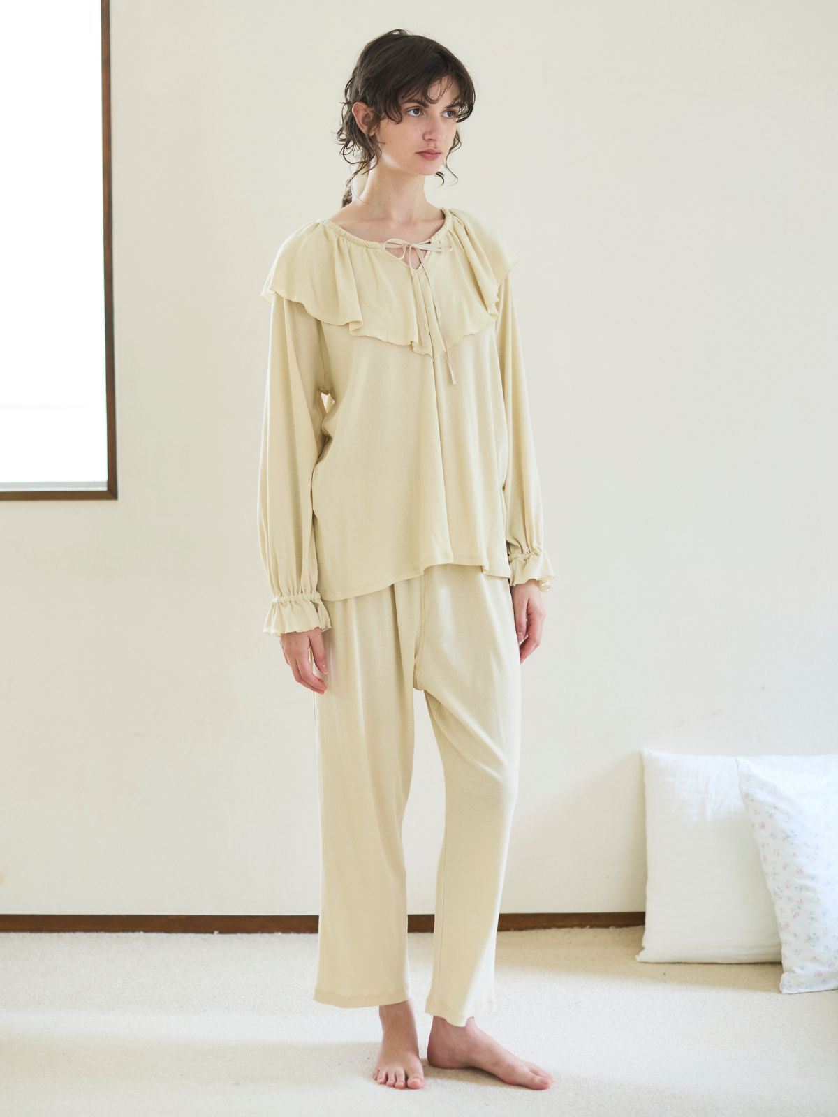 冷房対策にも｜肌にベールを纏うように。夏まで待てないエアリー